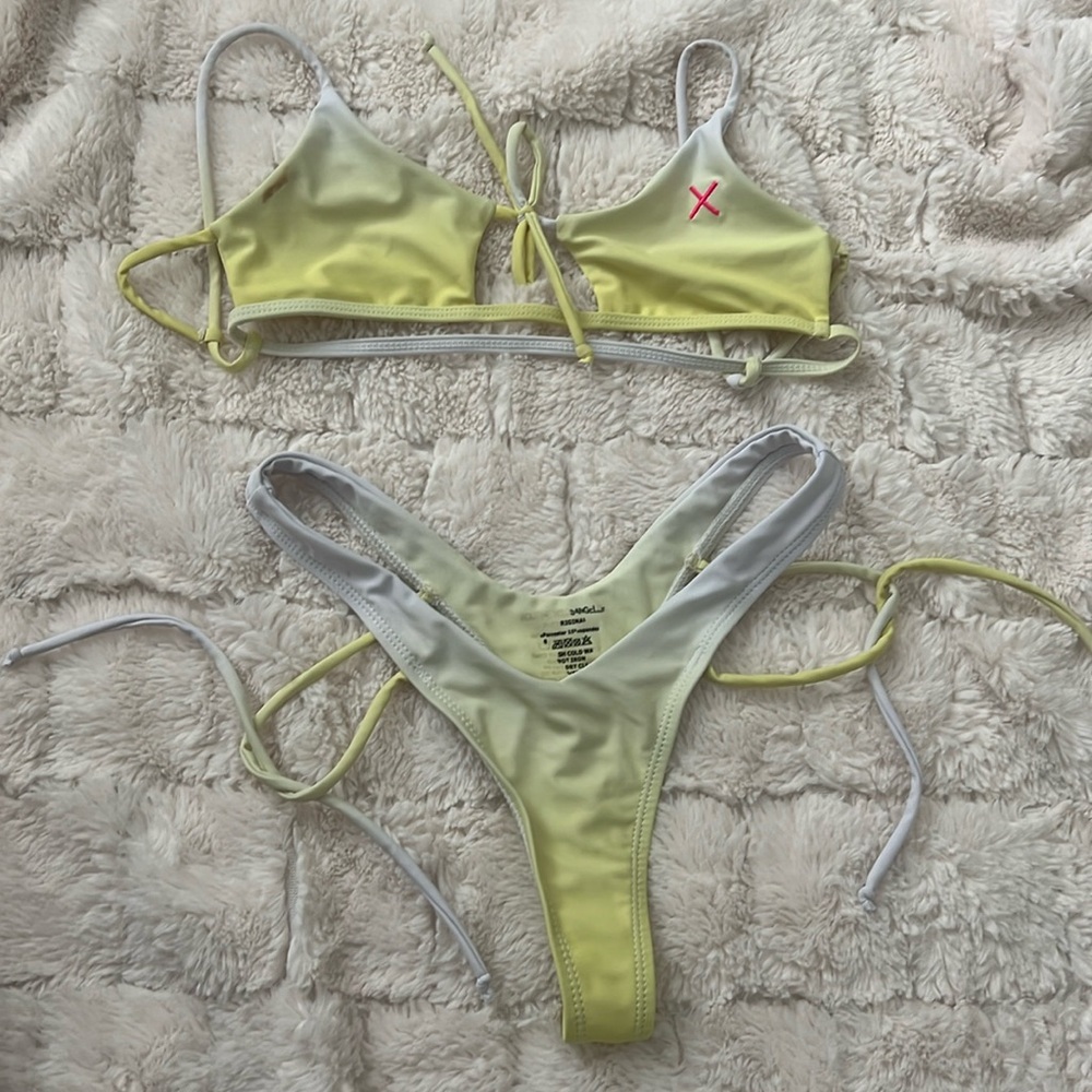 Boutine Bikini - image 1